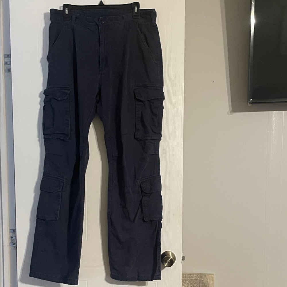 MNML Black Cargo Pants